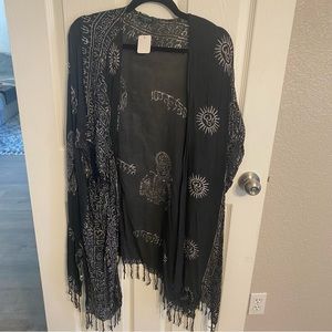 Beautiful Lightweight Yoga Duster